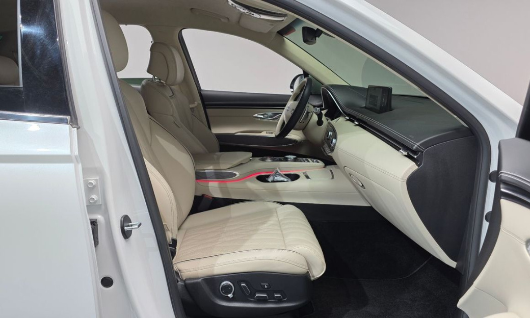 Genesis GV70 2.5T Gasoline 2WD, 2024