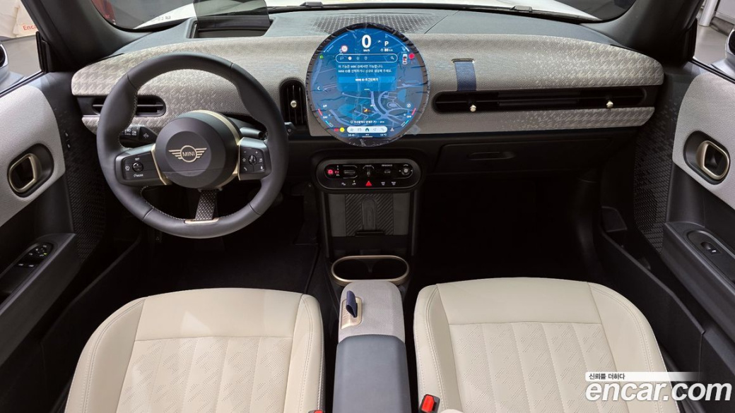 Mini Cooper Favoured, 2025