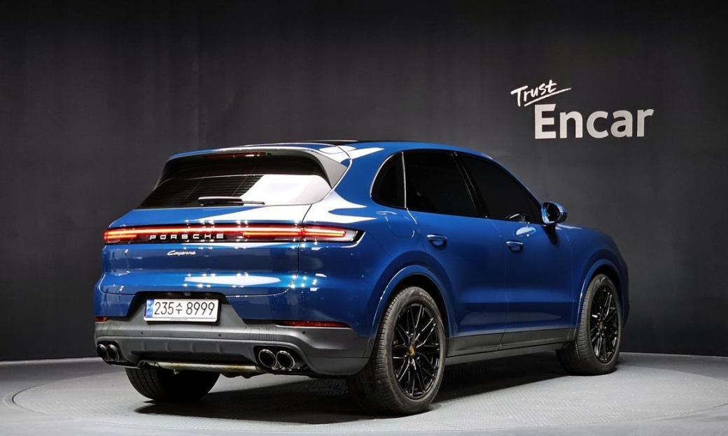 Porsche Cayenne 3.0, 2024