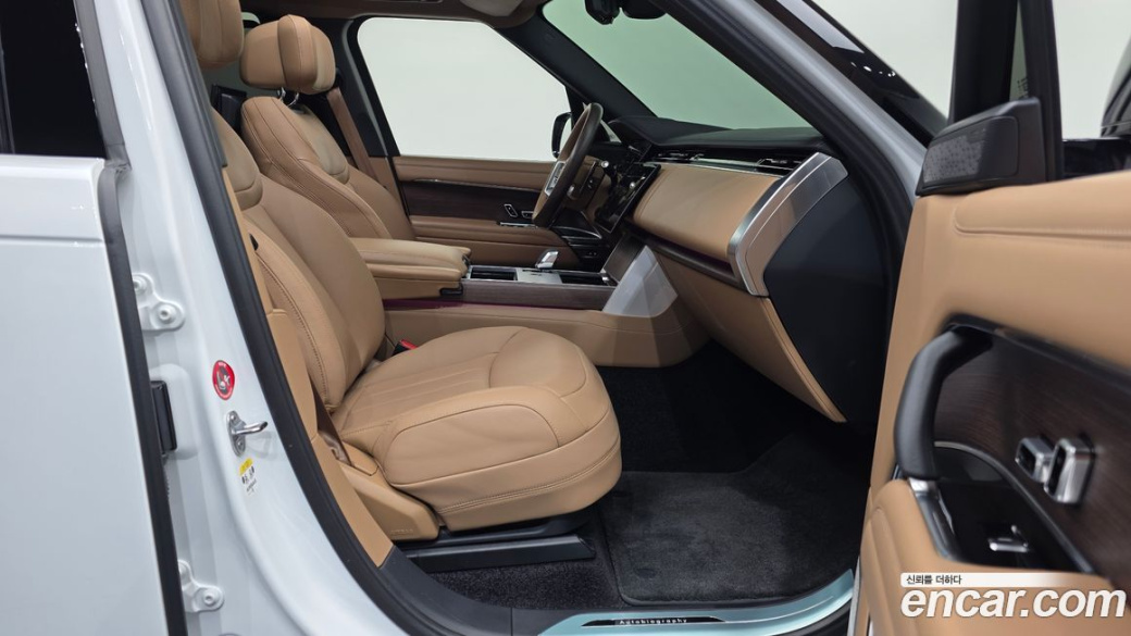 Land Rover Range Rover P530 Autobiography Long Wheel Base, 2024