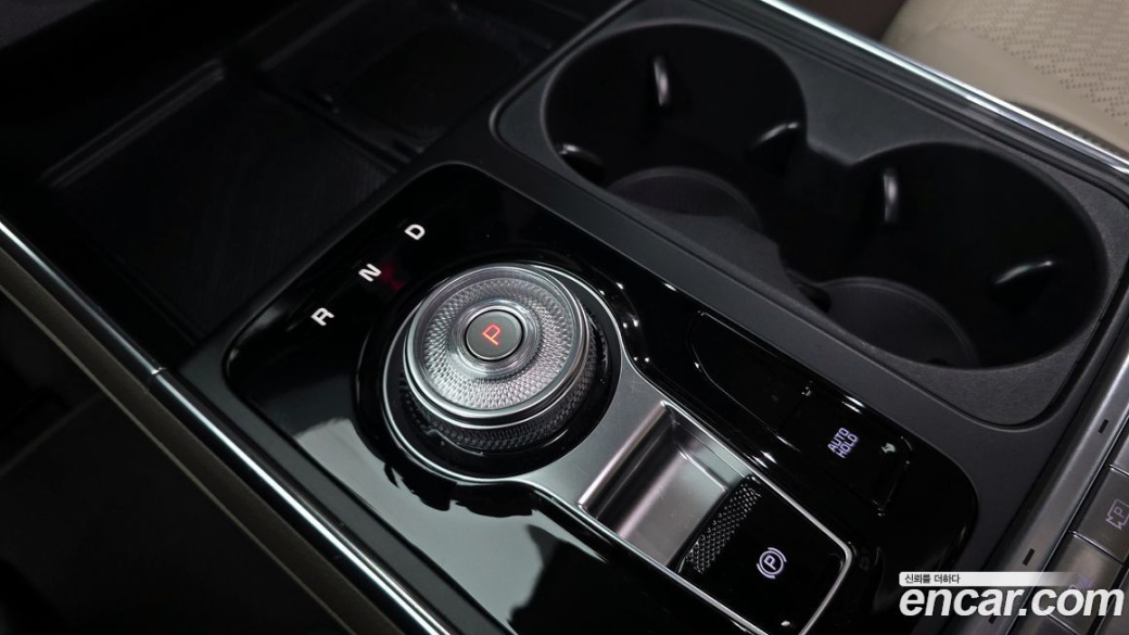Kia Carnival 7-Seater Gravity, 2025