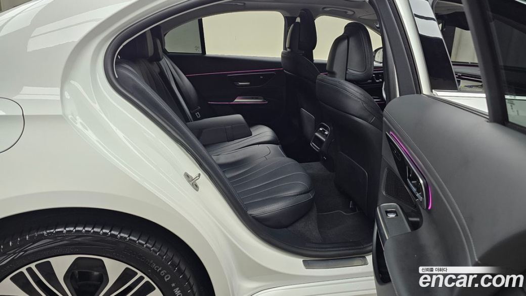 Mercedes-Benz E-Class E220d 4MATIC Exclusive, 2024