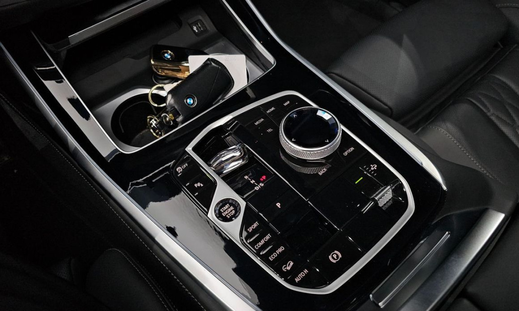 BMW X7 xDrive 40i M Sport 6STR, 2024