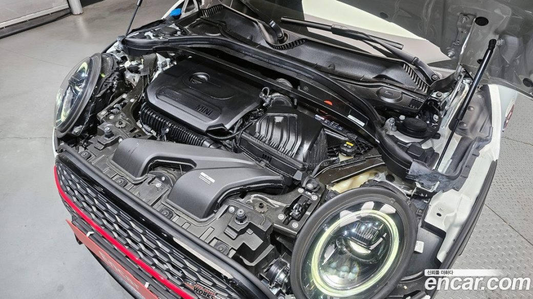Mini Clubman JCW, 2023