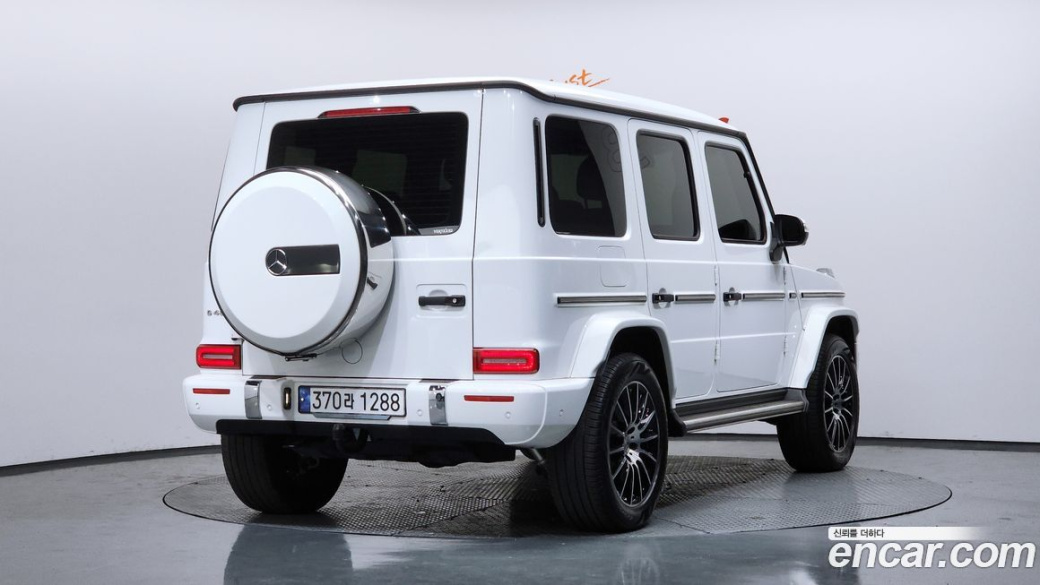 Mercedes-Benz G-Class G400d, 2023
