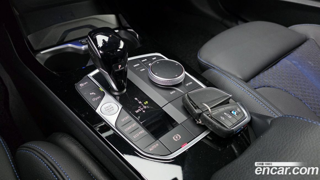 BMW 1-Series 120i M Sports, 2023