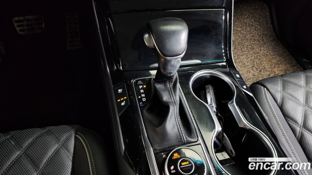 Kia Mohave Diesel 3.0 4WD 5-Seater, 2022