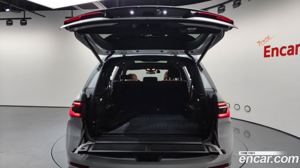 BMW X7 xDrive 40i Design Pure Excellence 7-Seater, 2024