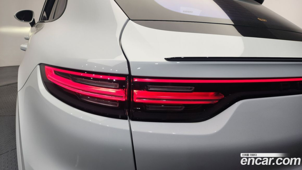 Porsche Cayenne 3.0 COUPE PLATINUM EDITION, 2023