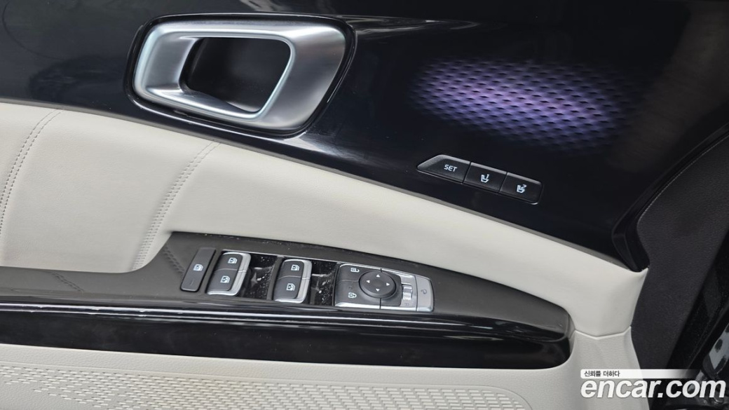 Kia Carnival 9-Seater Signature, 2023