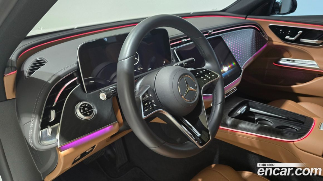 Mercedes-Benz E-Class E220d 4MATIC Exclusive, 2024