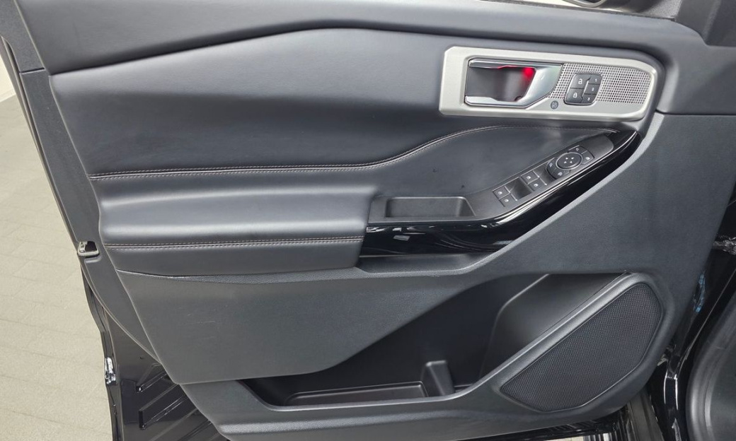 Ford Explorer 3.0 Platinum 4WD, 2022