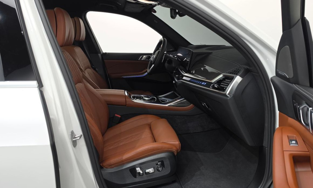 BMW X7 xDrive 40d M Sport 6STR, 2025