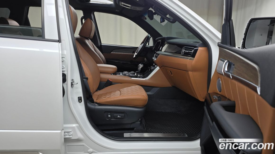 Kia Mohave Diesel 3.0 4WD 6-Seater, 2022