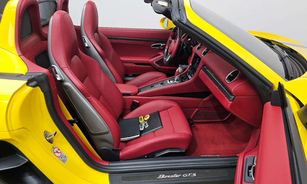 Porsche 718 4.0 GTS, 2024