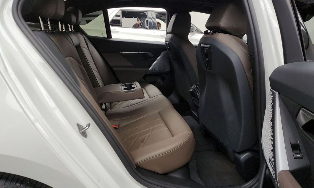 BMW 5-Series 523d M Sport, 2025