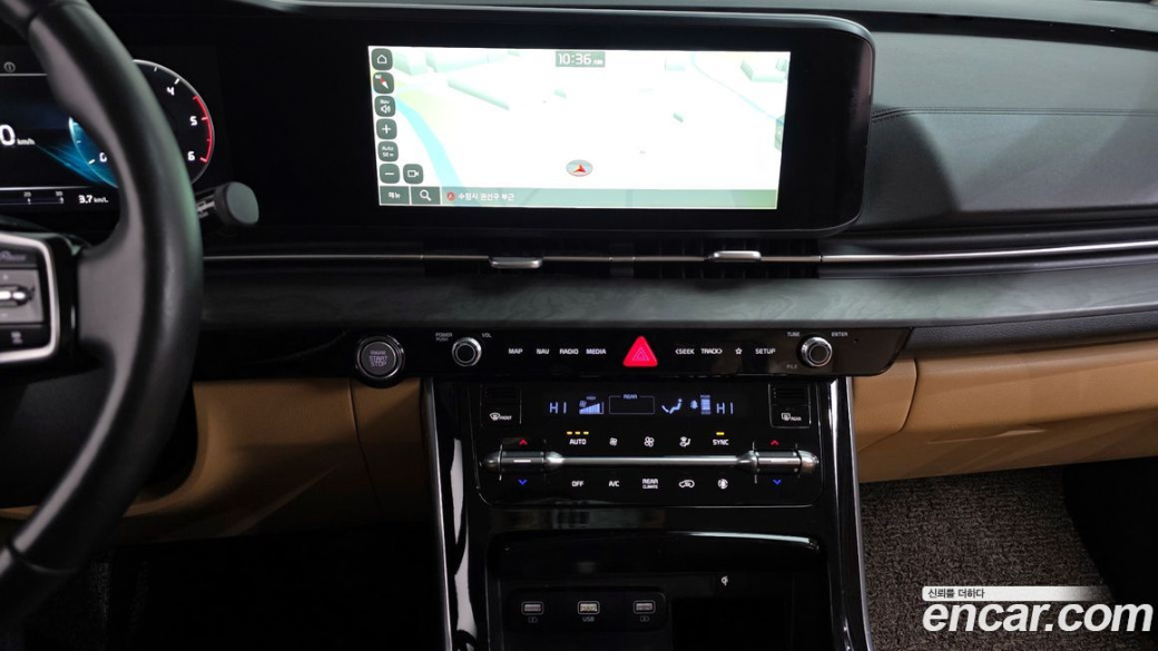 Kia Carnival 7-Seater Signature, 2022