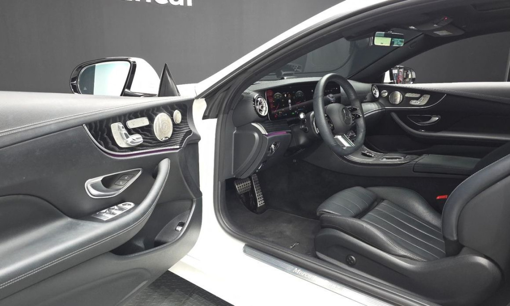 Mercedes-Benz E-Class E300d 4MATIC Coupe, 2022