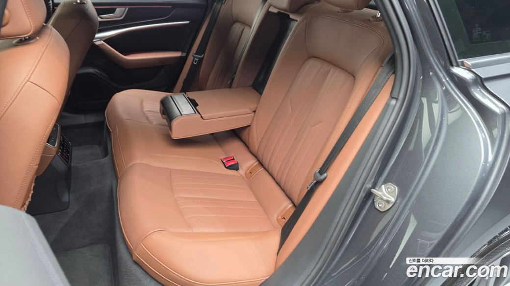Audi A6 45 TFSI Premium, 2023
