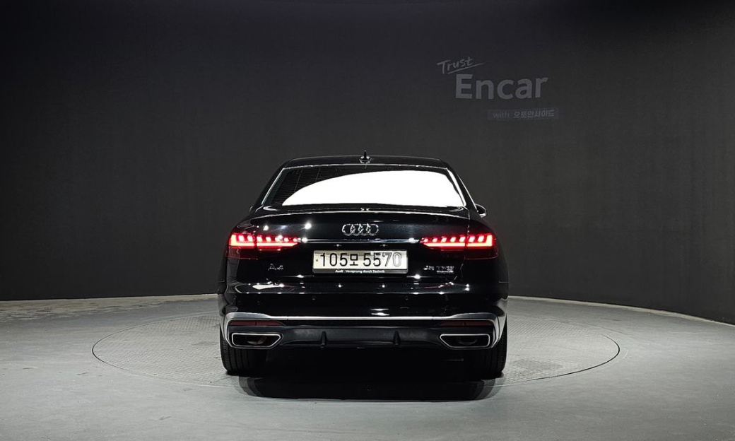 Audi A4 45 TFSI Quattro Premium, 2021