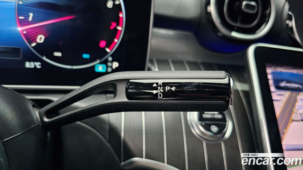 Mercedes-Benz C-Class C300 4MATIC Avantgarde, 2024