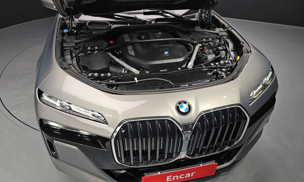 BMW 7-Series 740i xDrive M Sport, 2024