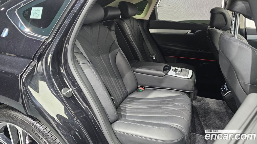 Genesis G80 Gasoline 2.5 Turbo AWD, 2025