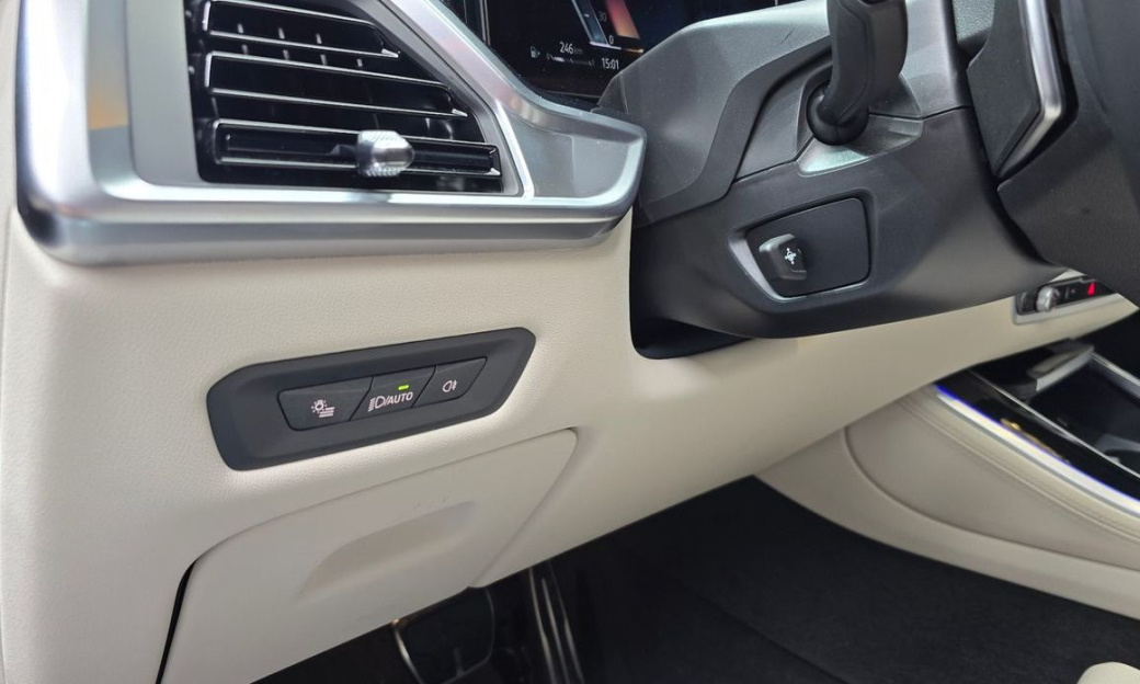 BMW X5 xDrive 40i M Sport, 2025