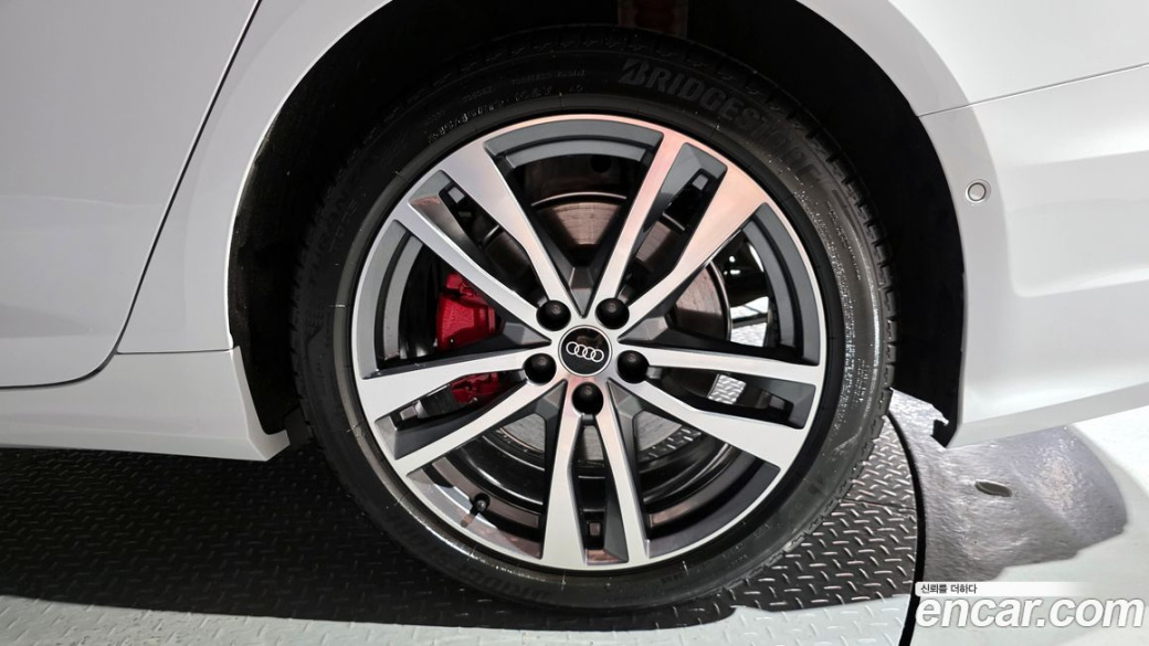 Audi A6 45 TFSI Quattro Premium, 2023