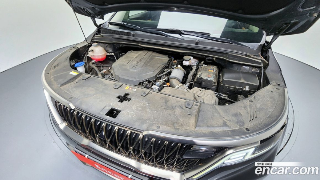 Kia Carnival 9-Seater Signature, 2023
