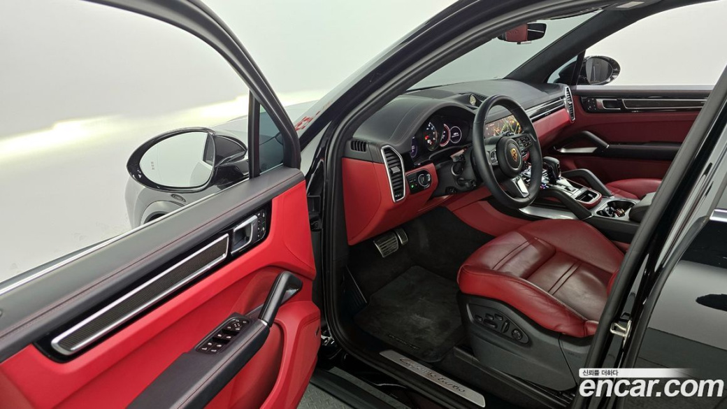 Porsche Cayenne 4.0 Turbo, 2023