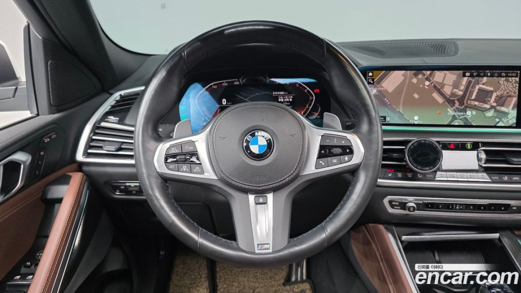 BMW X6 xDrive40i M Sport, 2022