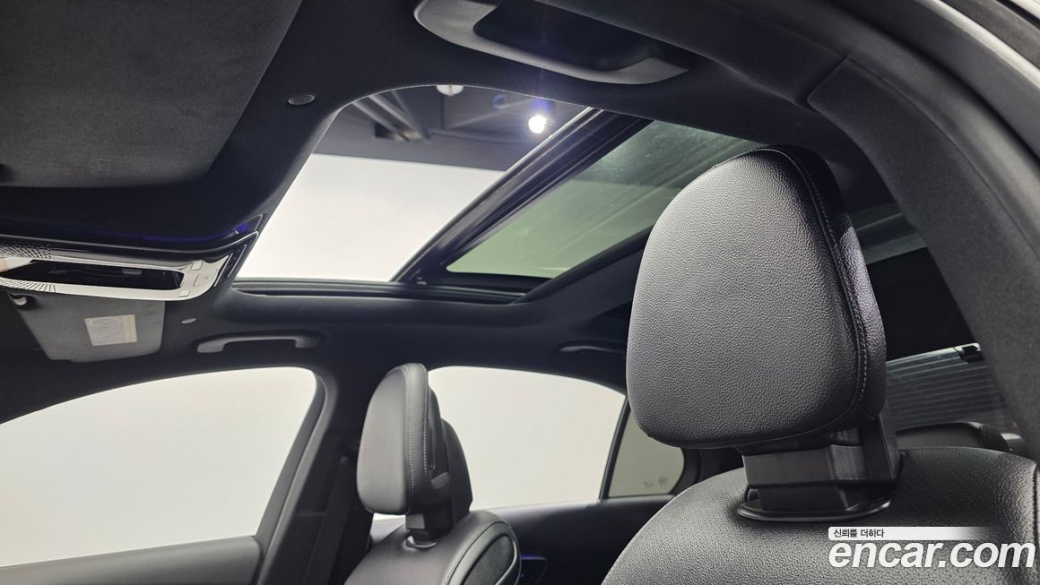 Mercedes-Benz C-Class C300 4MATIC Avantgarde, 2023
