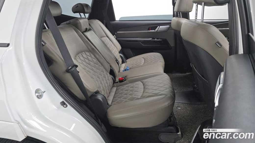 Kia Mohave Diesel 3.0 4WD 7-Seater, 2022