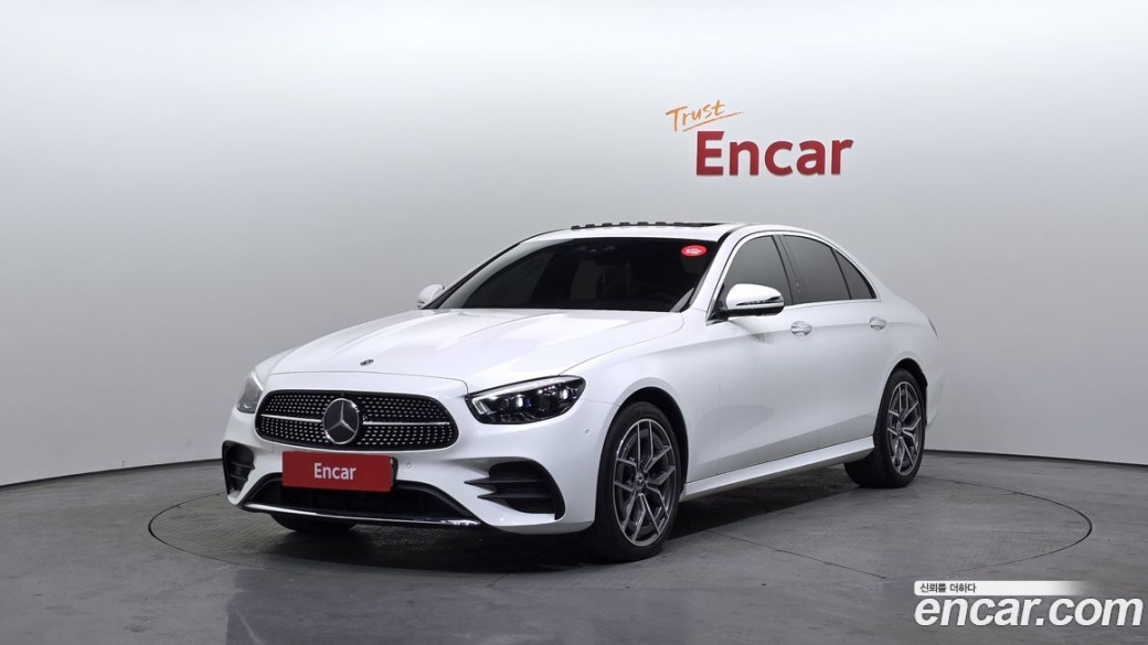 Mercedes-Benz E-Class E220d 4MATIC AMG Line, 2023