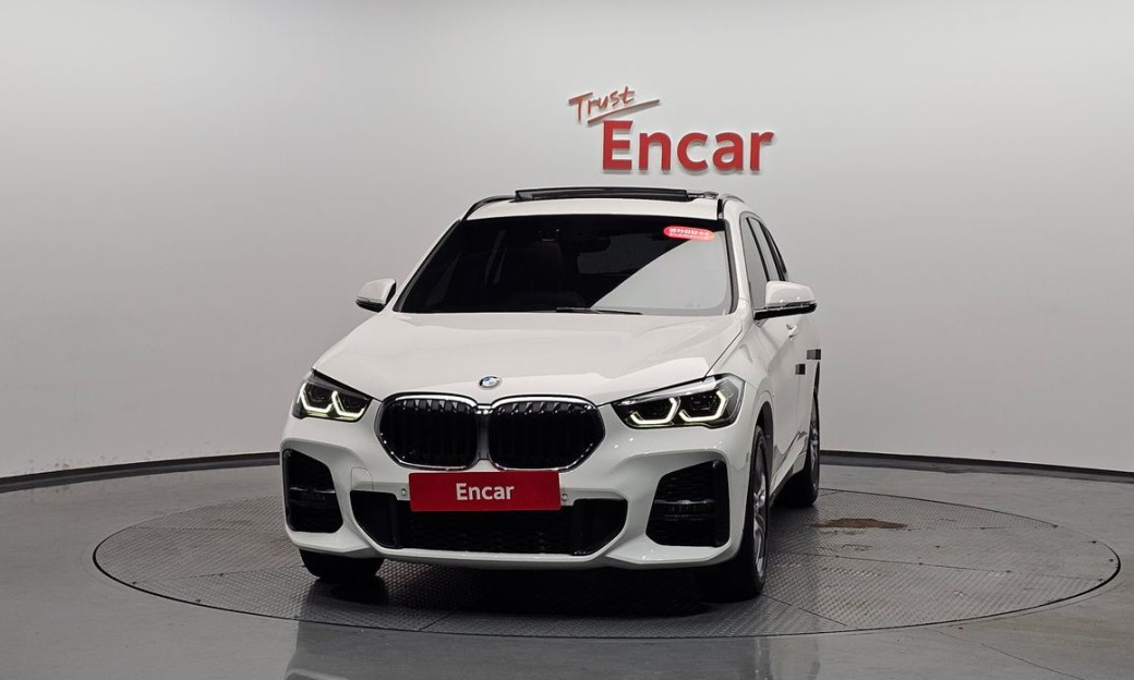 BMW X1 xDrive 20i M Sport, 2022