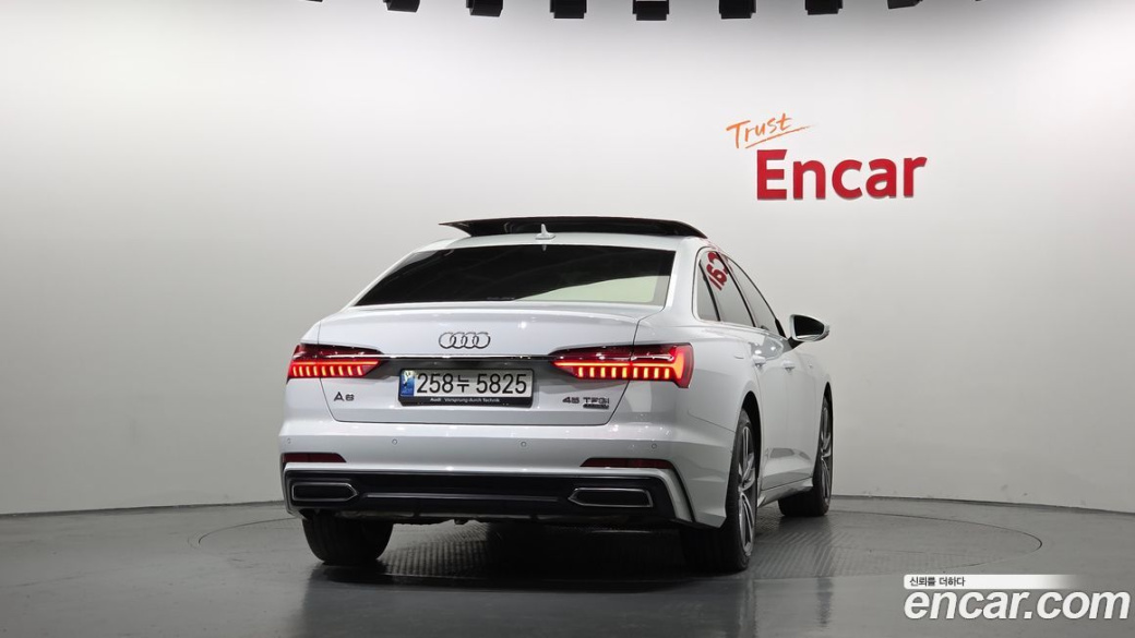 Audi A6 45 TFSI Quattro Premium, 2022