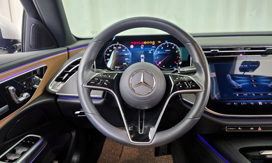 Mercedes-Benz E-Class E200 Avantgarde, 2025
