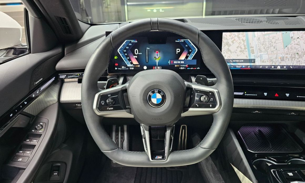 BMW 5-Series 520i M Sport, 2024