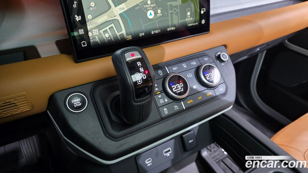 Land Rover Defender 110 D300 HSE, 2023