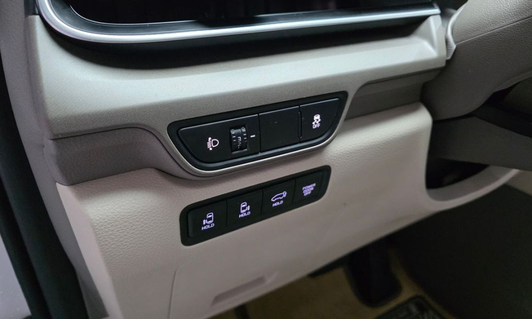 Kia Carnival 7-Seater Noblesse, 2025