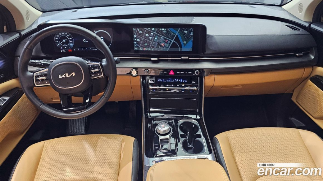 Kia Carnival 9-Seater Signature, 2023