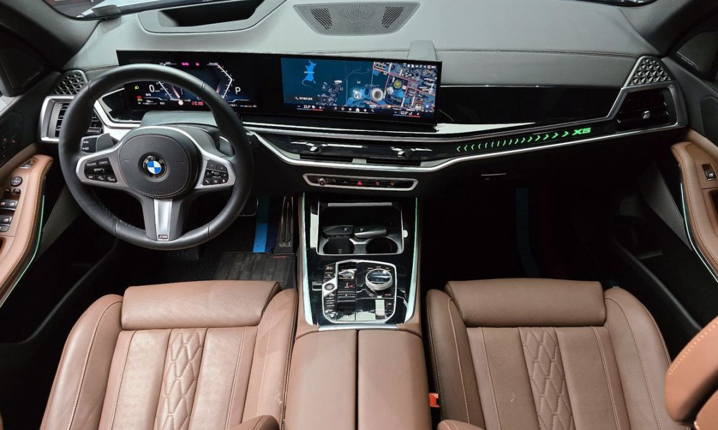 BMW X5 xDrive 40i M Sport, 2025