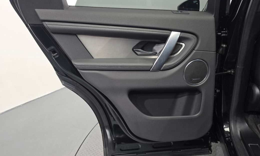 Land Rover Discovery Sport P250 Dynamic SE, 2025