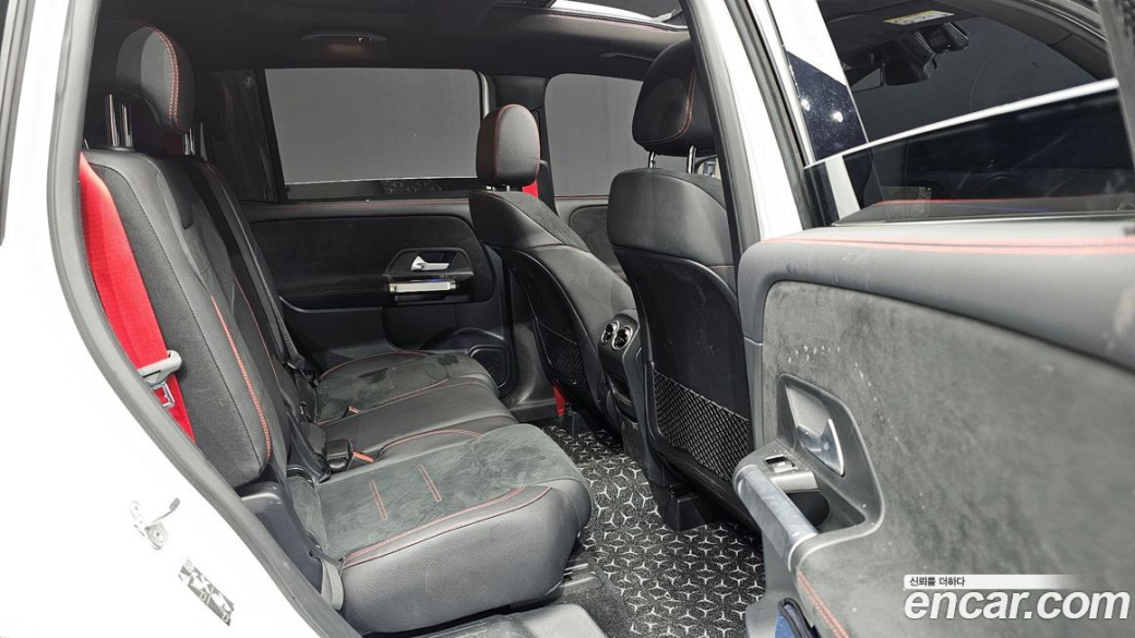 Mercedes-Benz GLB-Class AMG GLB35 4MATIC, 2023