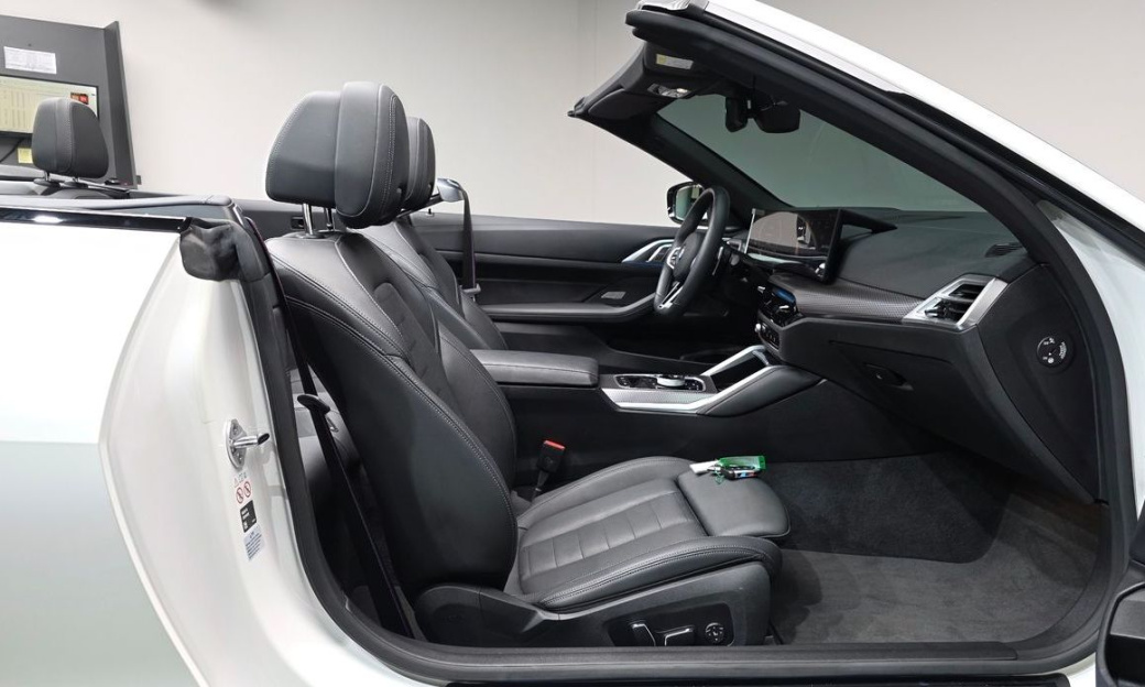 BMW 4-Series 420i M Sport Pro Convertible, 2025