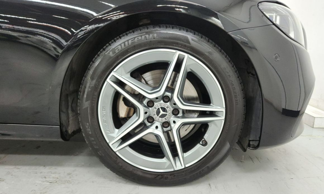 Mercedes-Benz E-Class E250 AMG Line, 2023