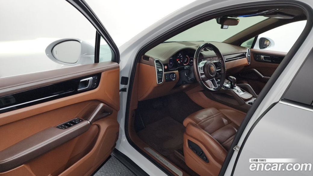 Porsche Cayenne 3.0 Coupe, 2022