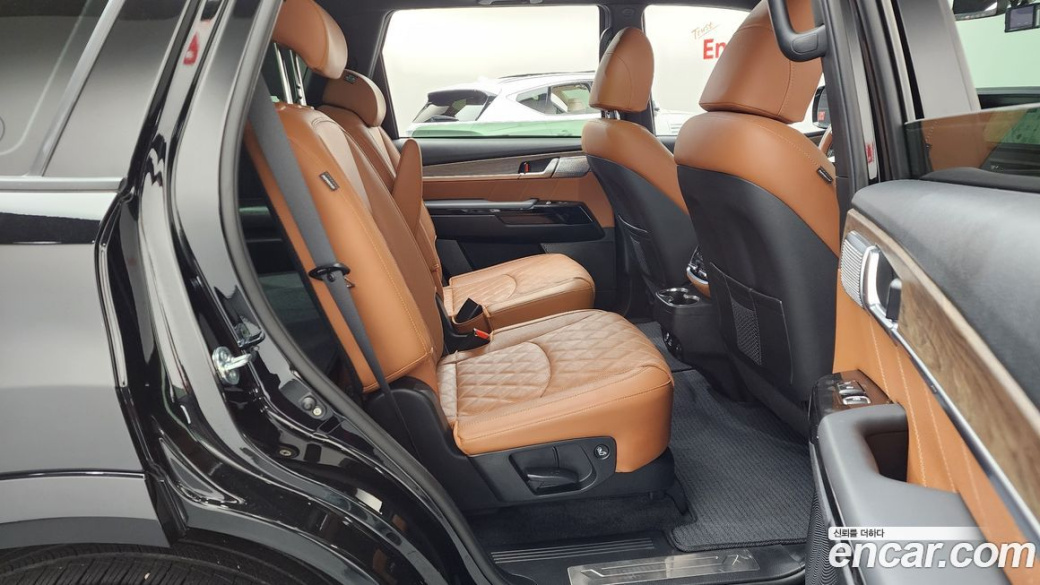 Kia Mohave Diesel 3.0 4WD 6-Seater, 2023