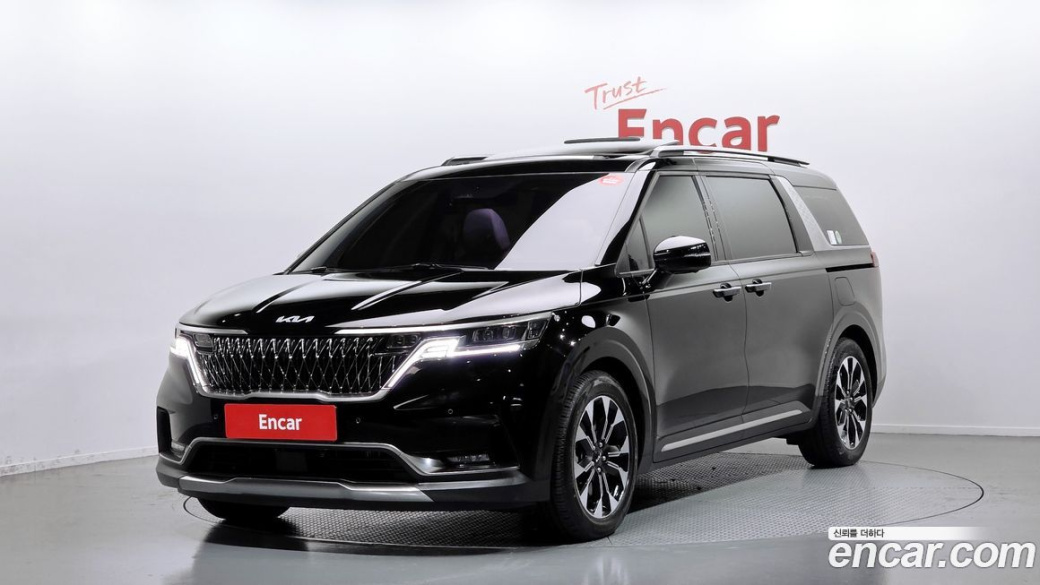 Kia Carnival 9-Seater Signature, 2022